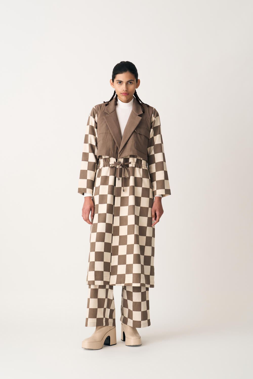 Overlay yokes coat with sash main image 0