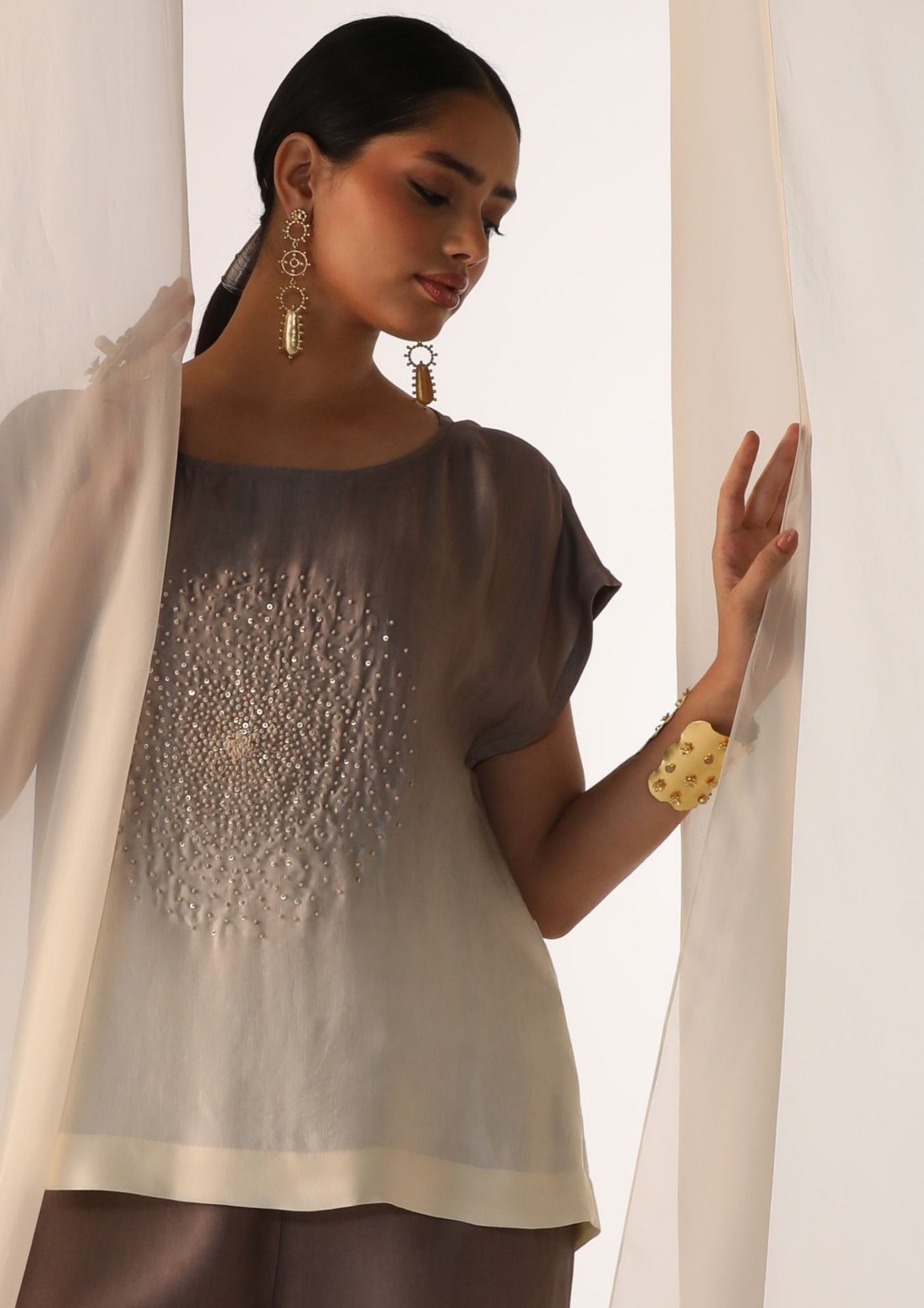 Linen satin ombre co-ord set with scatter hand work