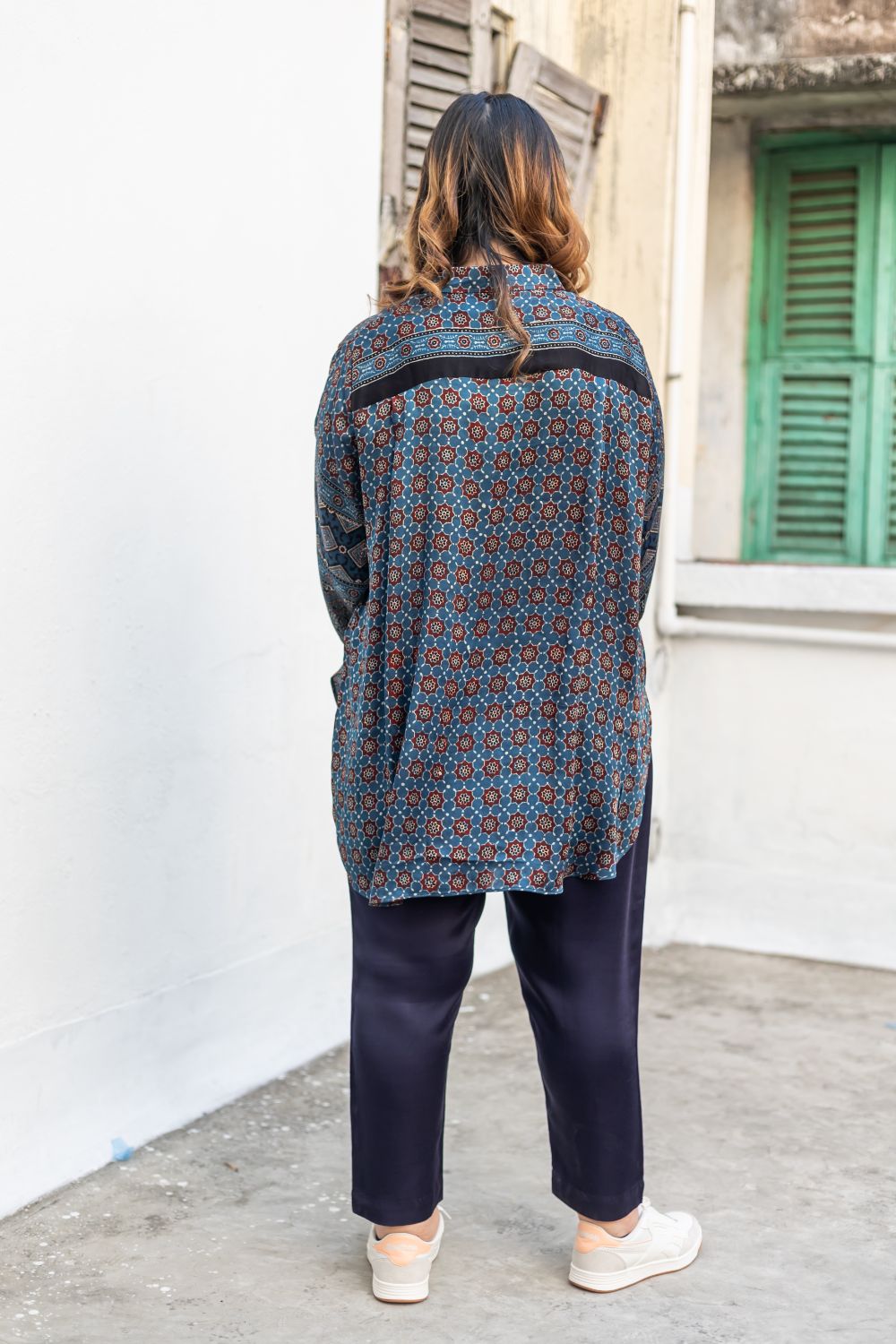 Golflink Blue Hi-Low Shirt with Pants