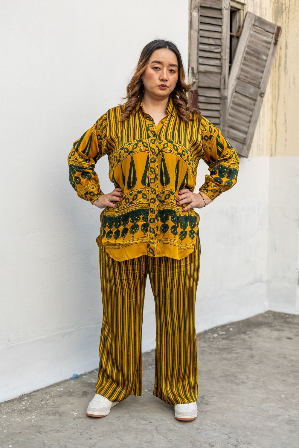 Hyde Yellow Stripes Hi-Low Shirt with Pants (AJMSHST2)