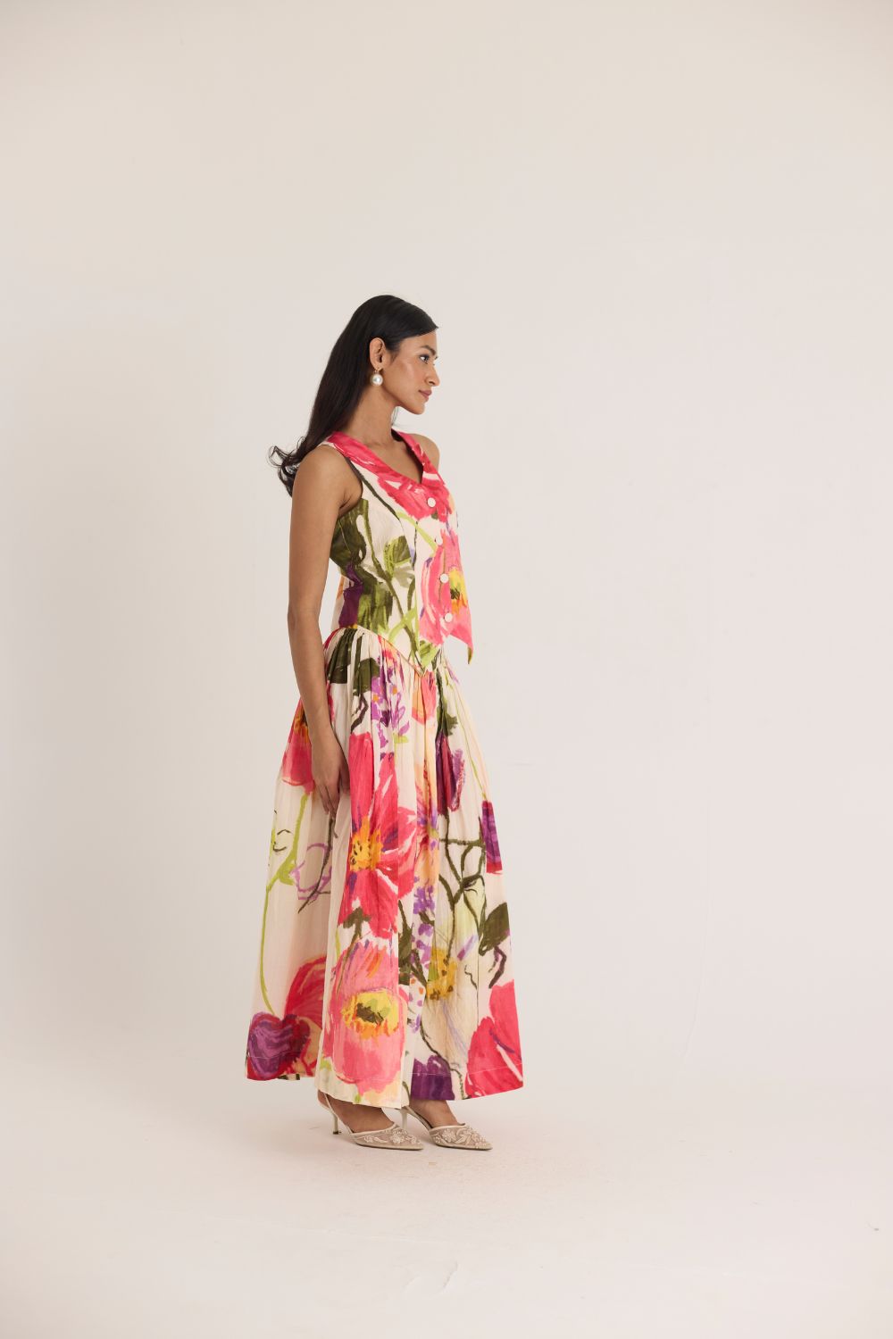 DOLLY WHITE WAISTCOAT & SKIRT SET