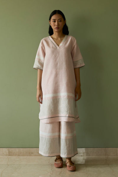 Iva Pleated Border Linen Kurta Set-Blush