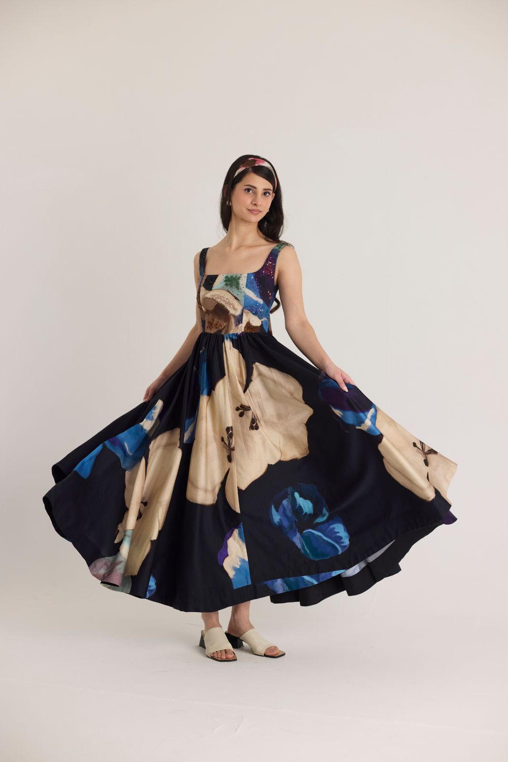ROCCO EMBROIDERED DRESS