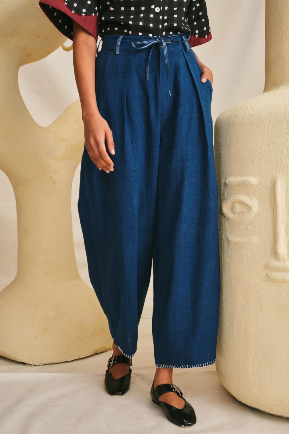 Neelkamal Handwoven Trouser Size S