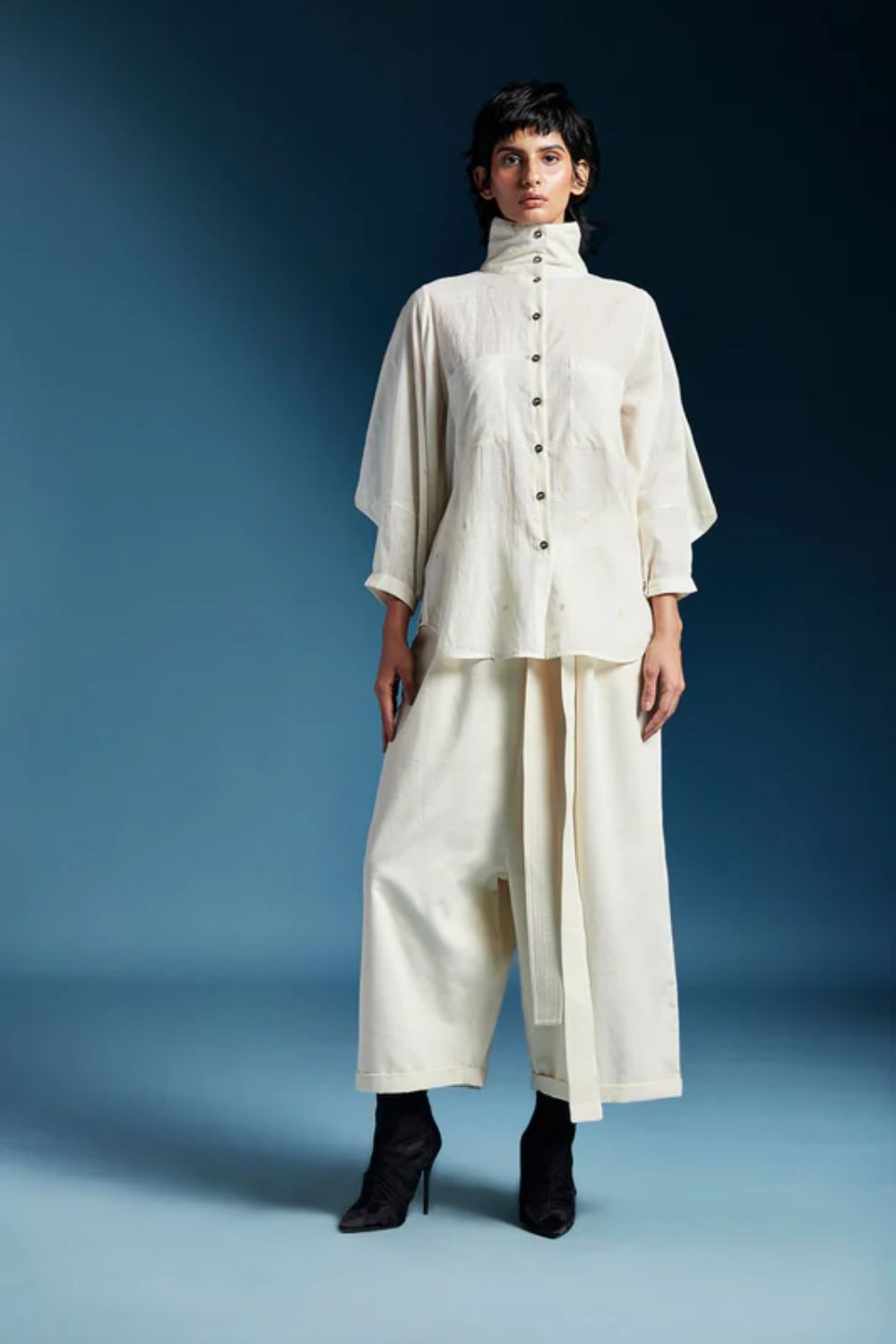 Jennie Shirt-White