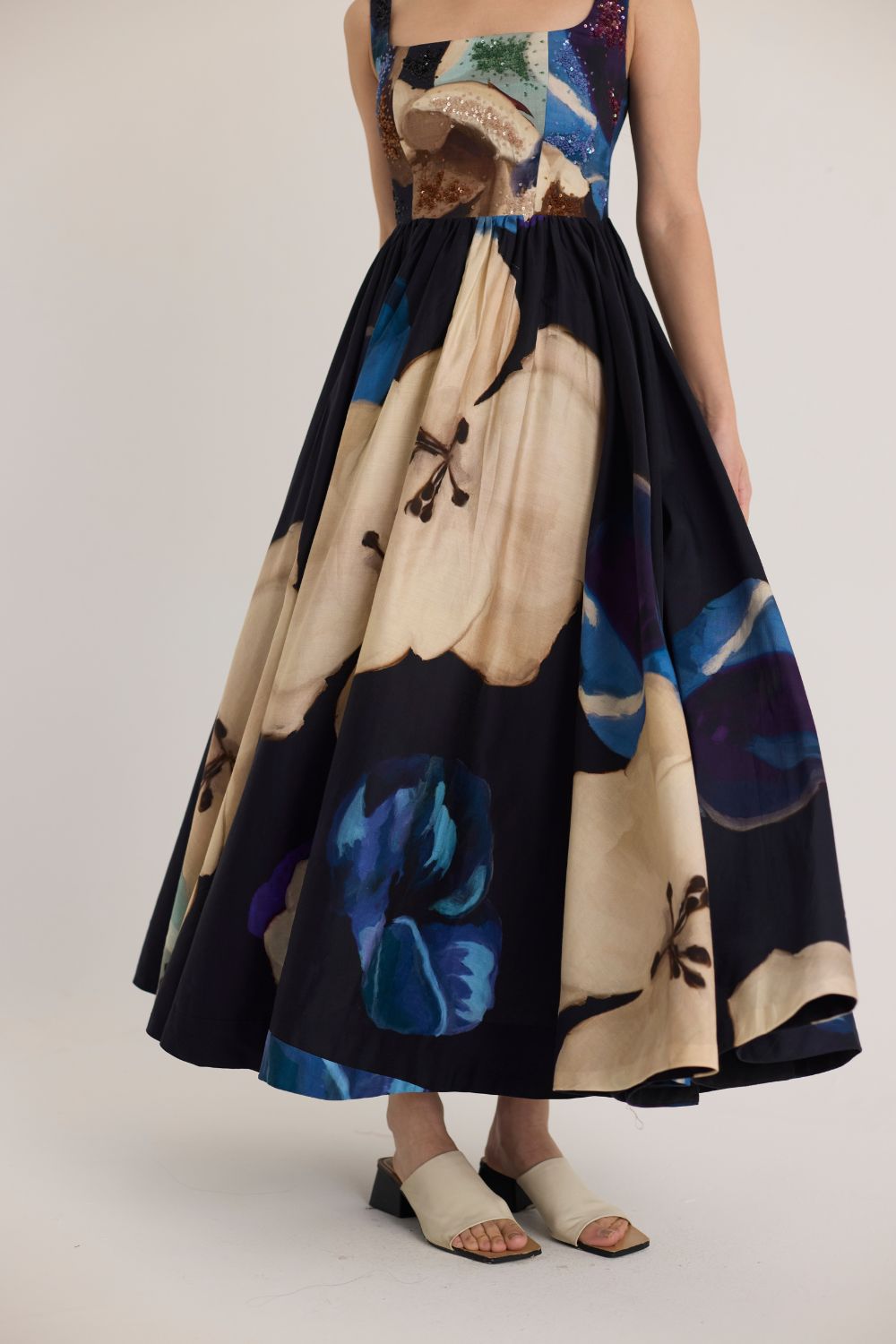 ROCCO EMBROIDERED DRESS