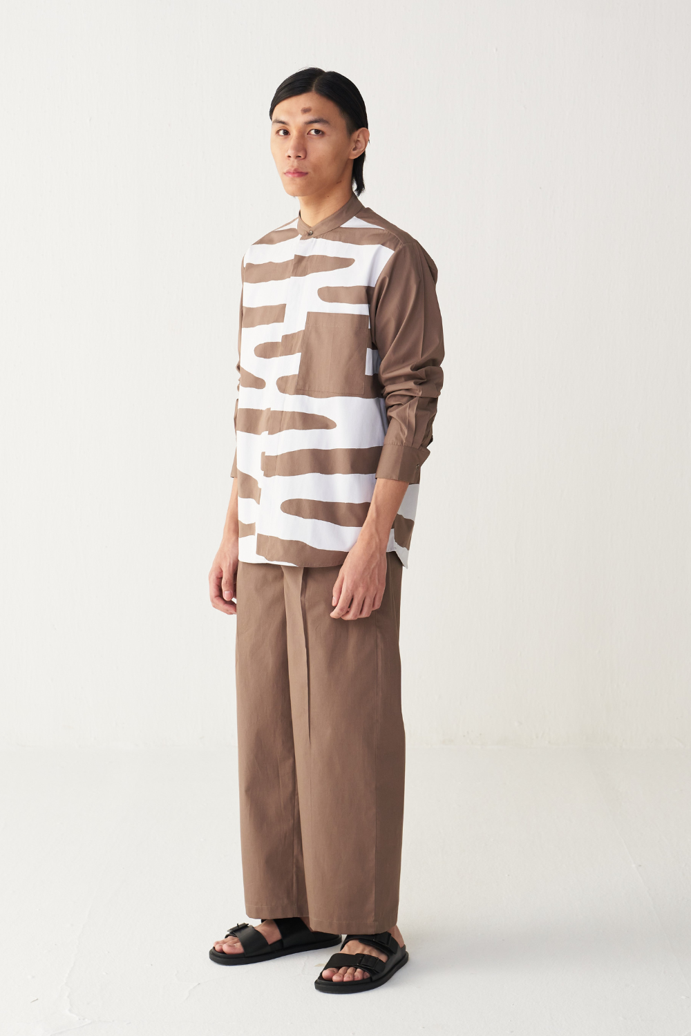 ABSTRACT APPLIQUÉ SHIRT
