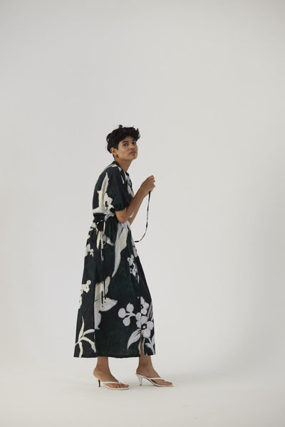 CHICORY BLACK SIDE TIE UP DRESS