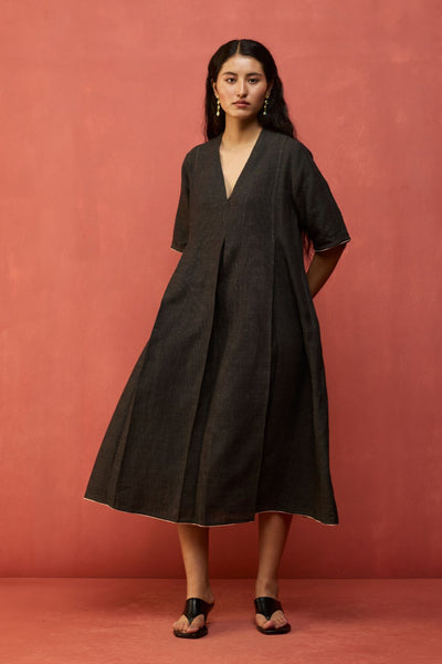 Maki Pleated Linen Dress - Charcoal