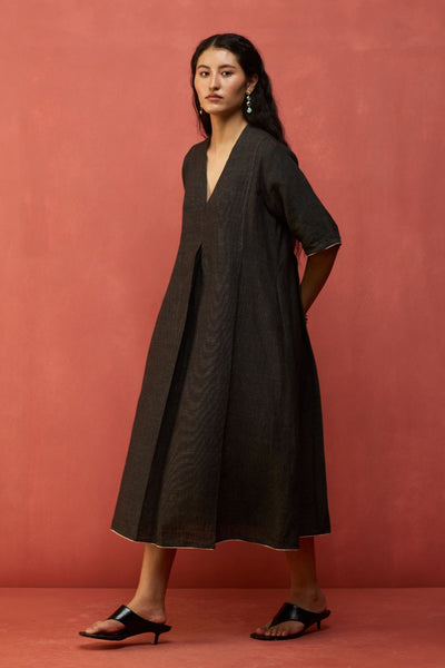 Maki Pleated Linen Dress - Charcoal