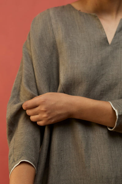 Etsu Yoke Linen Kurta - Grey