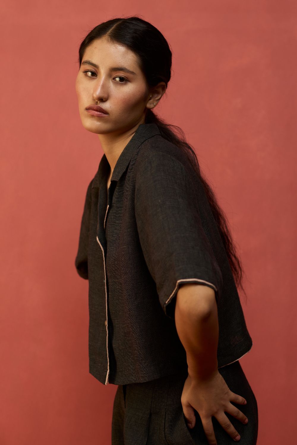 Kiera Cuban Collar Linen Shirt - Charcoal