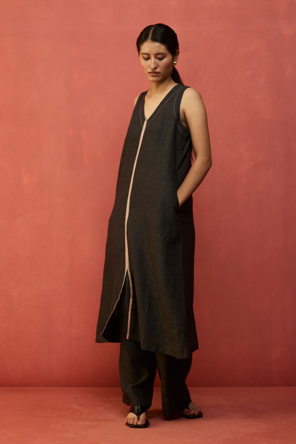 Rohe Sleeveless Linen Tunic - Charcoal