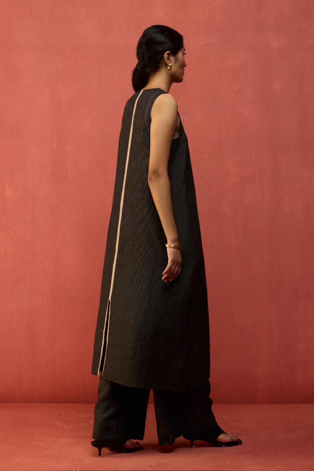 Rohe Sleeveless Linen Tunic - Charcoal