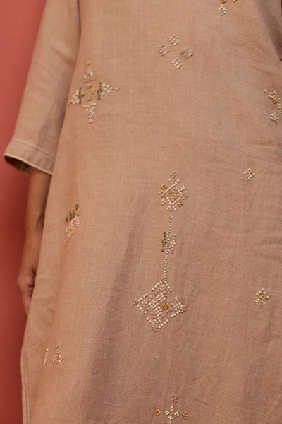 Rena Hand-Embroidered Linen Kurta - Dusty Rose