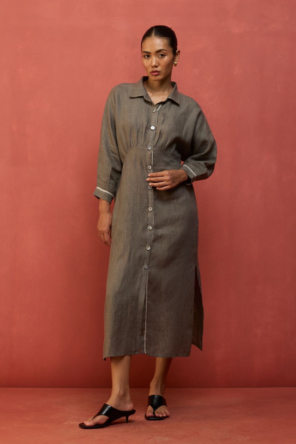 Masaru Buttoned Linen Dress - Grey