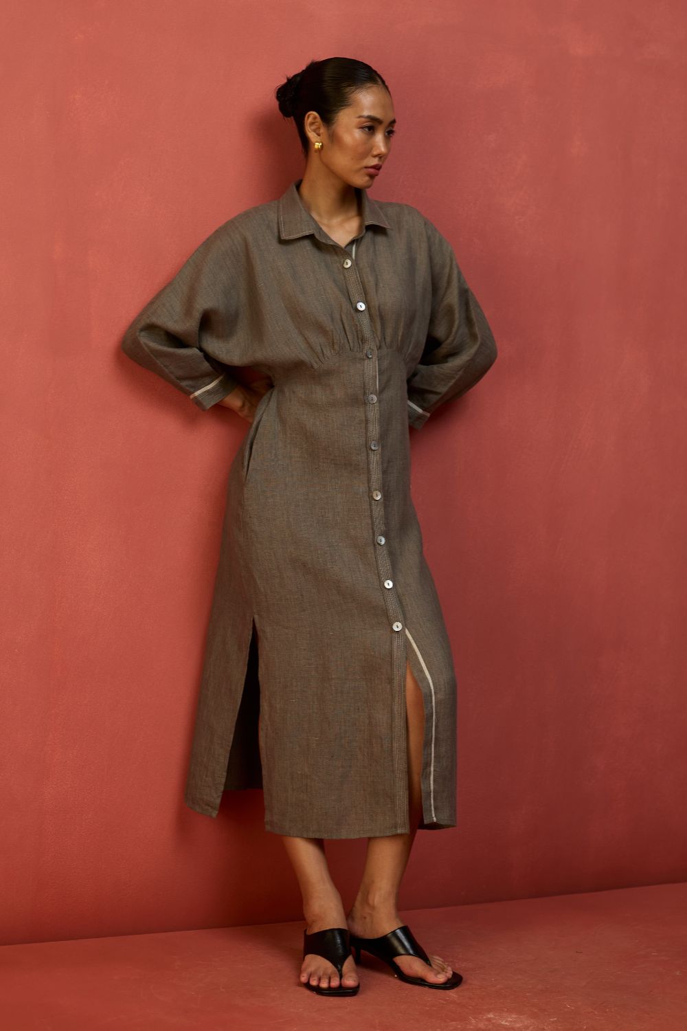Masaru Buttoned Linen Dress - Grey