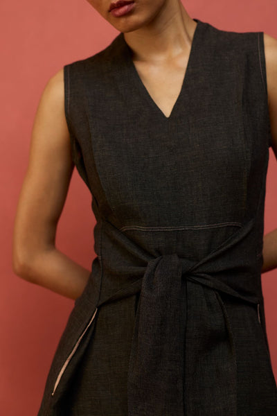 Tako Sleeveless Linen Knot Dress - Charcoal