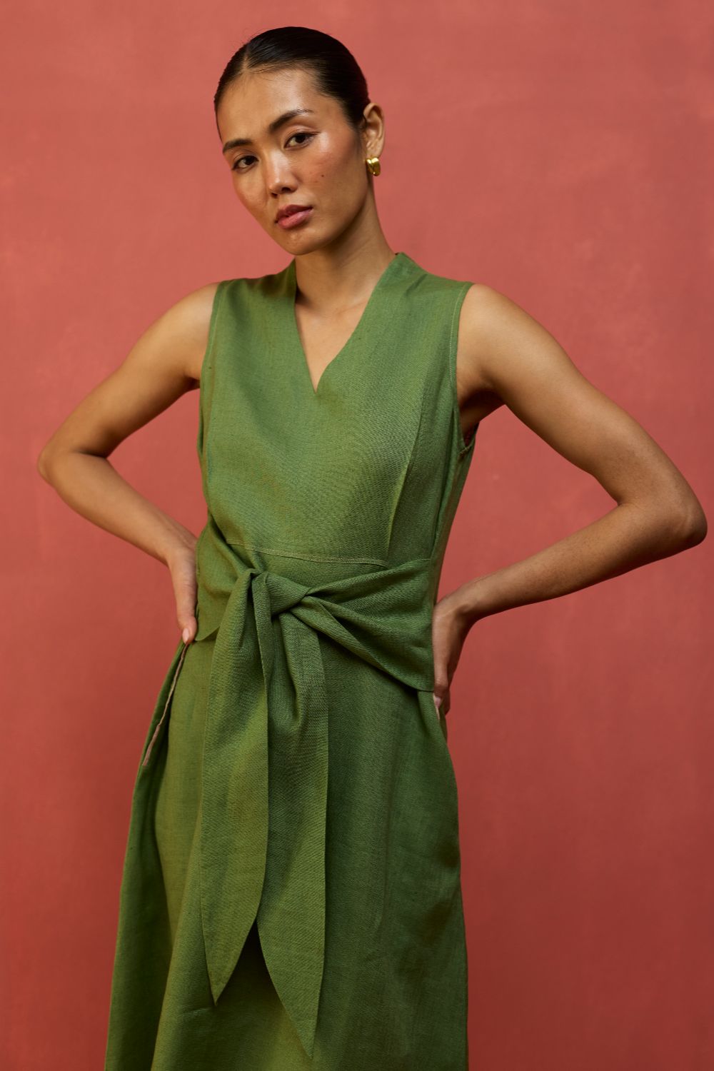 Tako Sleeveless Linen Knot Dress - Fern Green