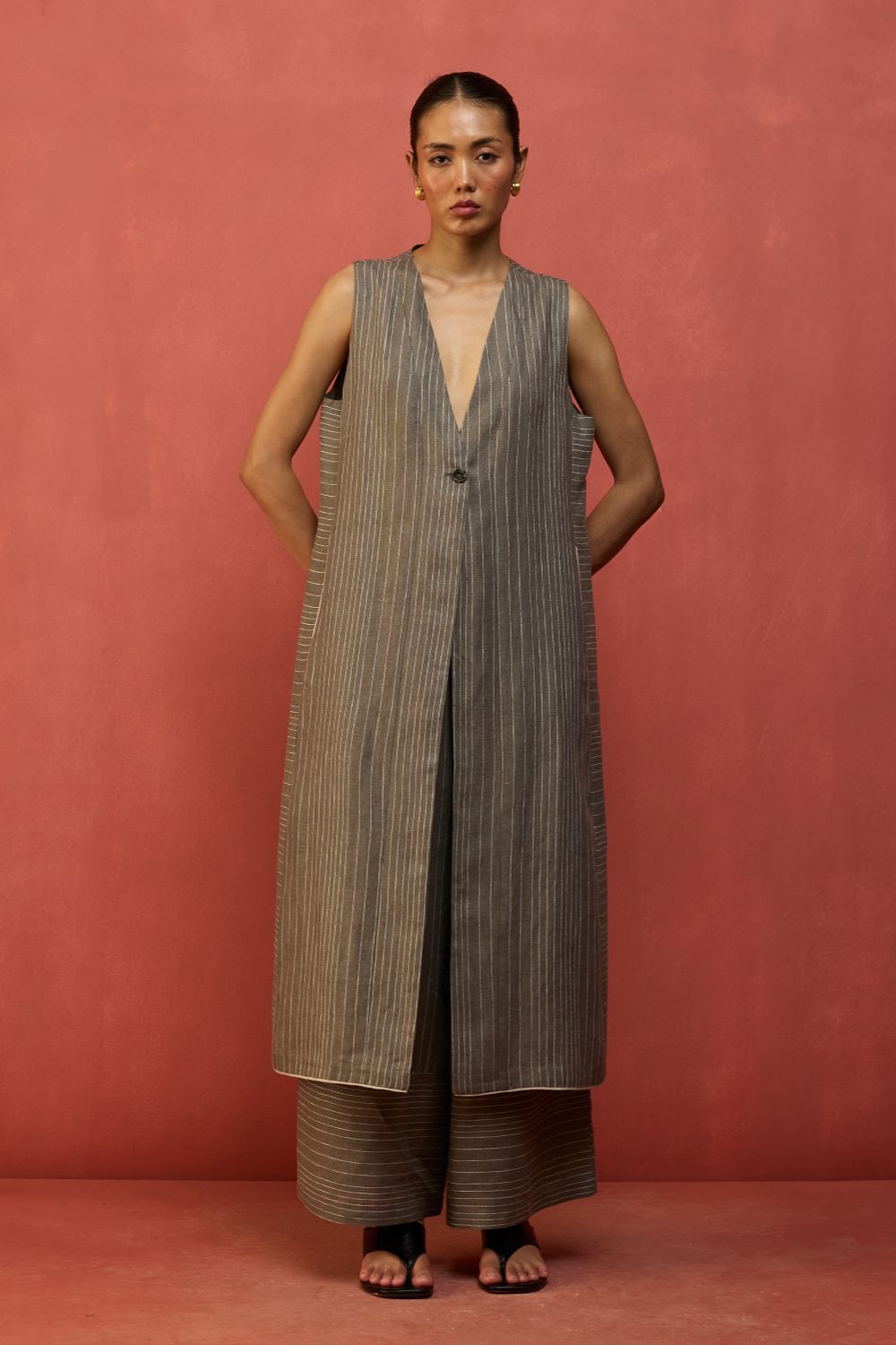 Misato Strip Linen Overlay - Grey