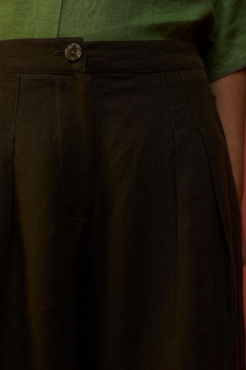 Mekko Pleated Linen Trousers - Charcoal