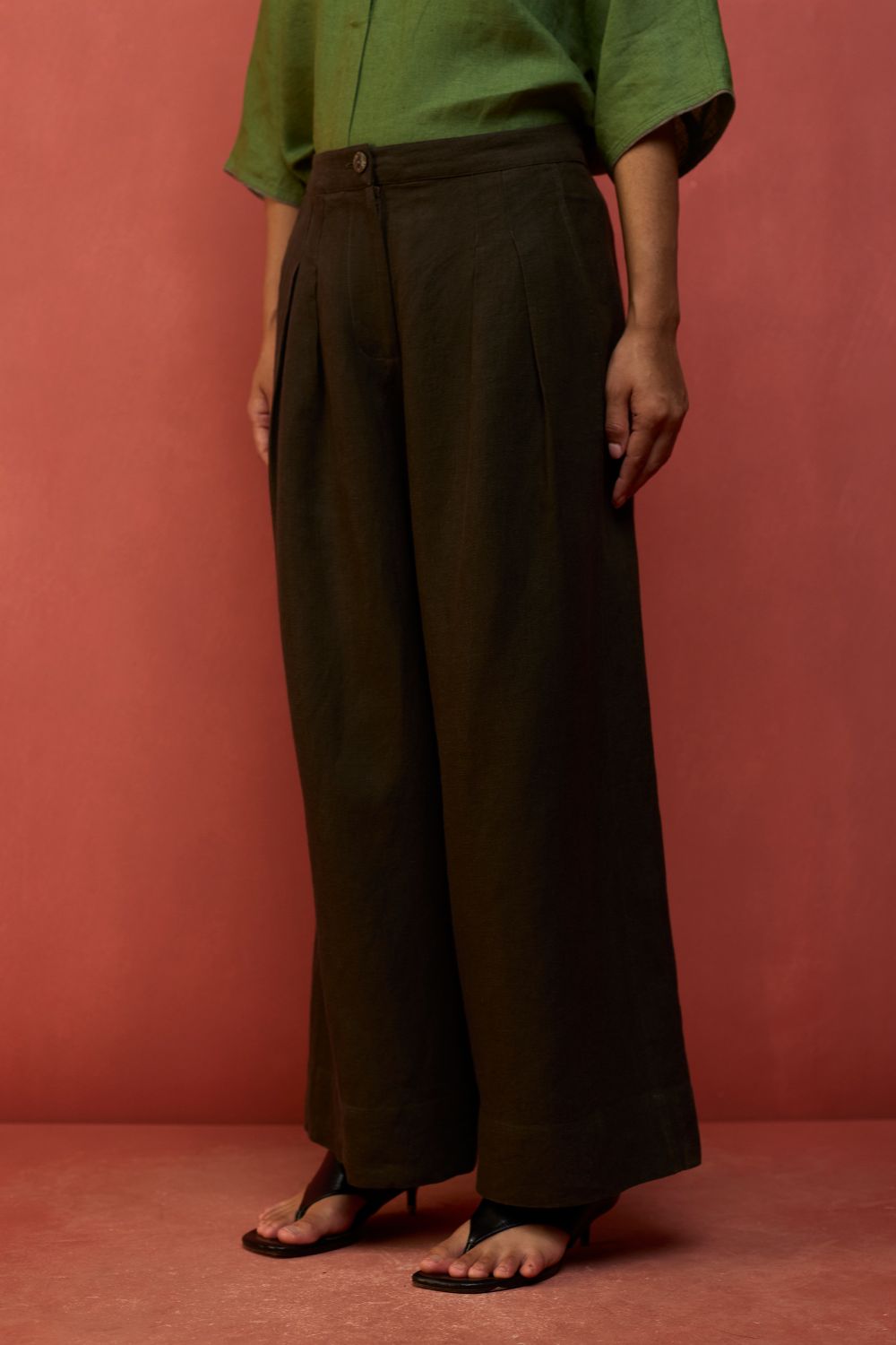 Mekko Pleated Linen Trousers - Charcoal