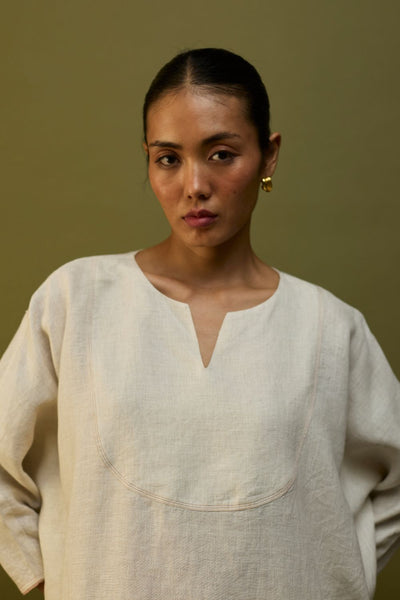 Etsu Yoke Linen Kurta - Off White