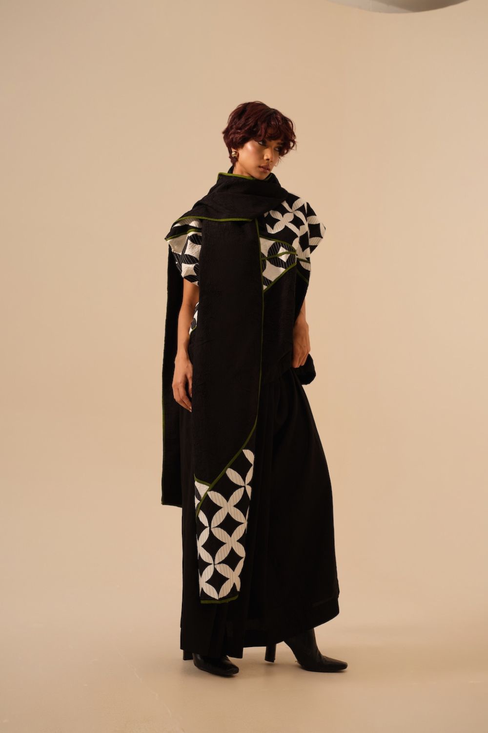 Mist Scarf-Black + Natural + Jade