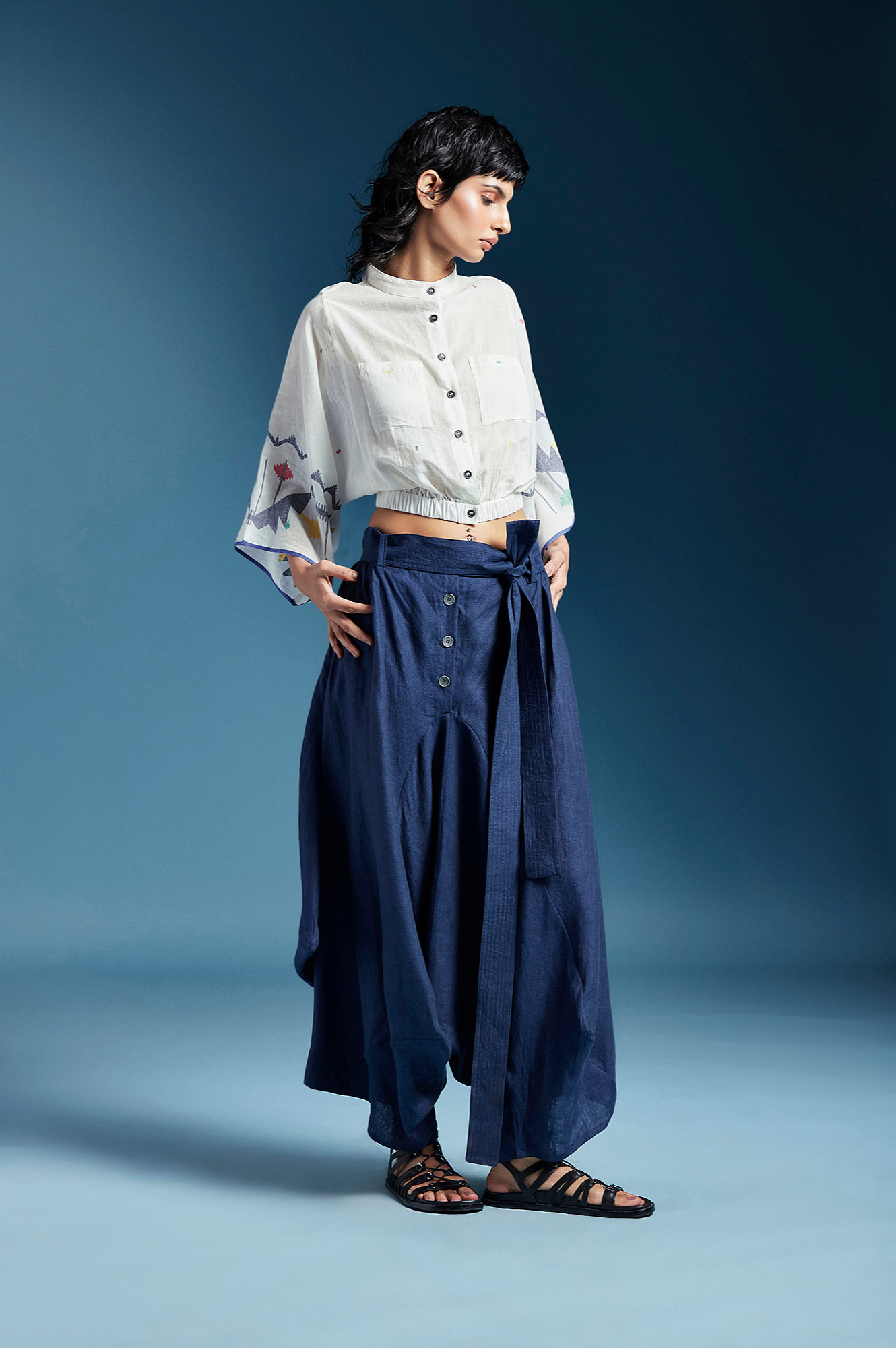 Lea Shirt-White