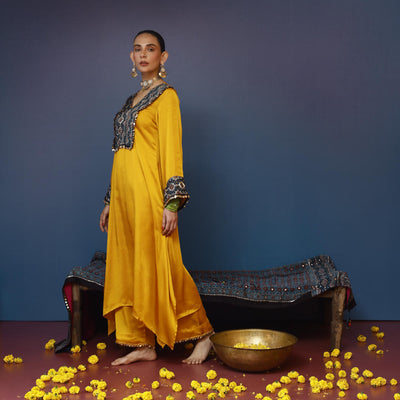Soni Mustard Kurta Set
