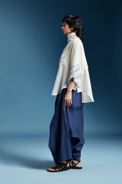 Dela Shirt-White
