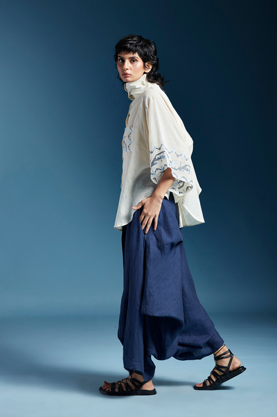 Dela Shirt-White