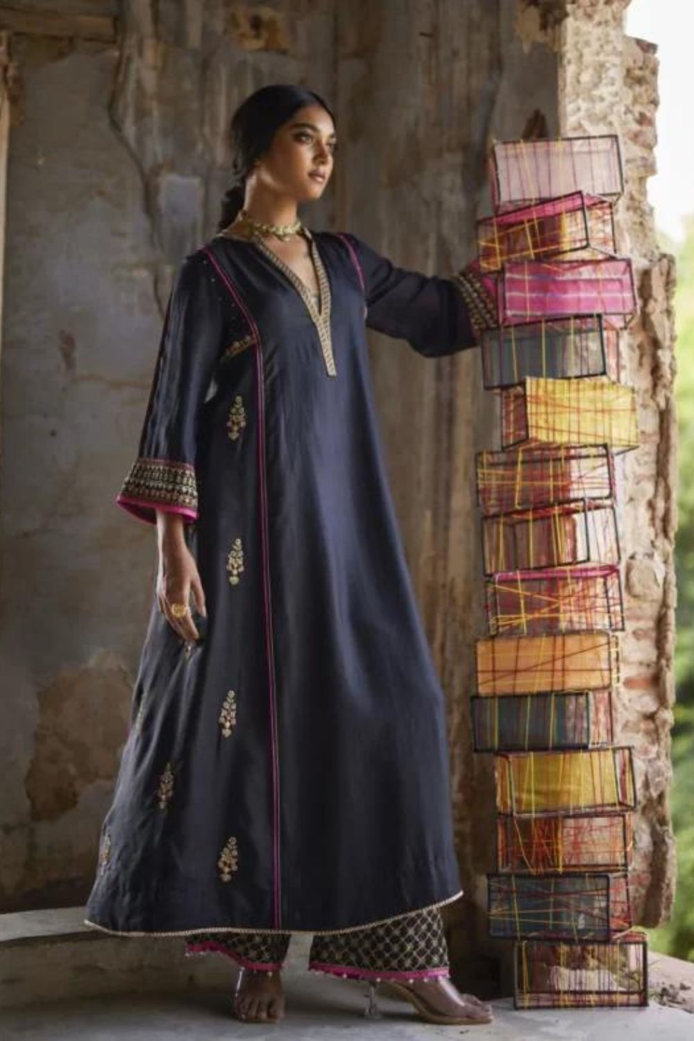 Nadira Black Silk Butti Back Yoke Kurta Set
