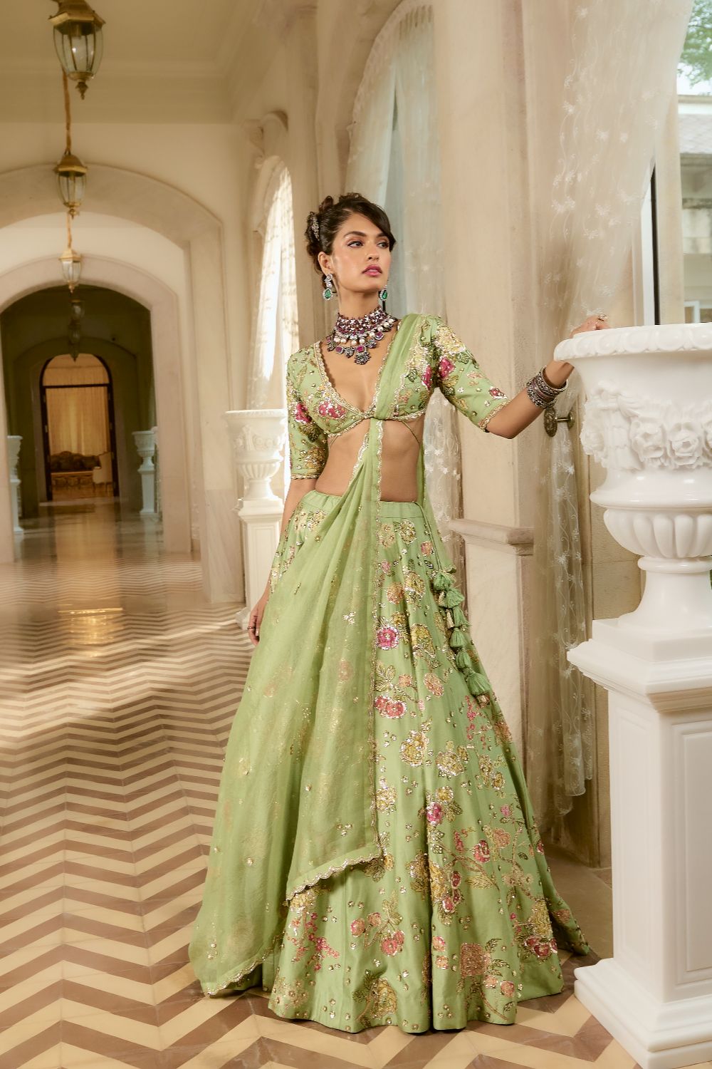PH-2784 [L] APHRODITE LEHENGA SET