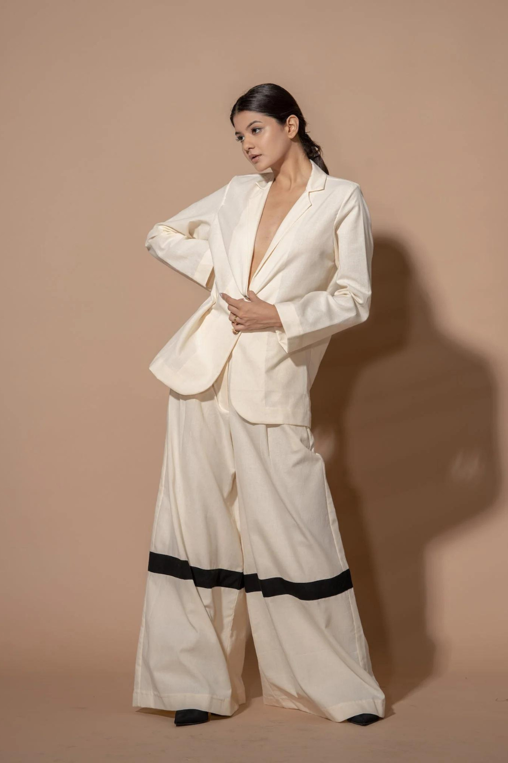 Vanilla
  Jacket