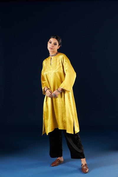 Kalidaar Kurta Set - Gold yellow & Coal Black
