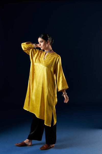 Kalidaar Kurta Set - Gold yellow & Coal Black