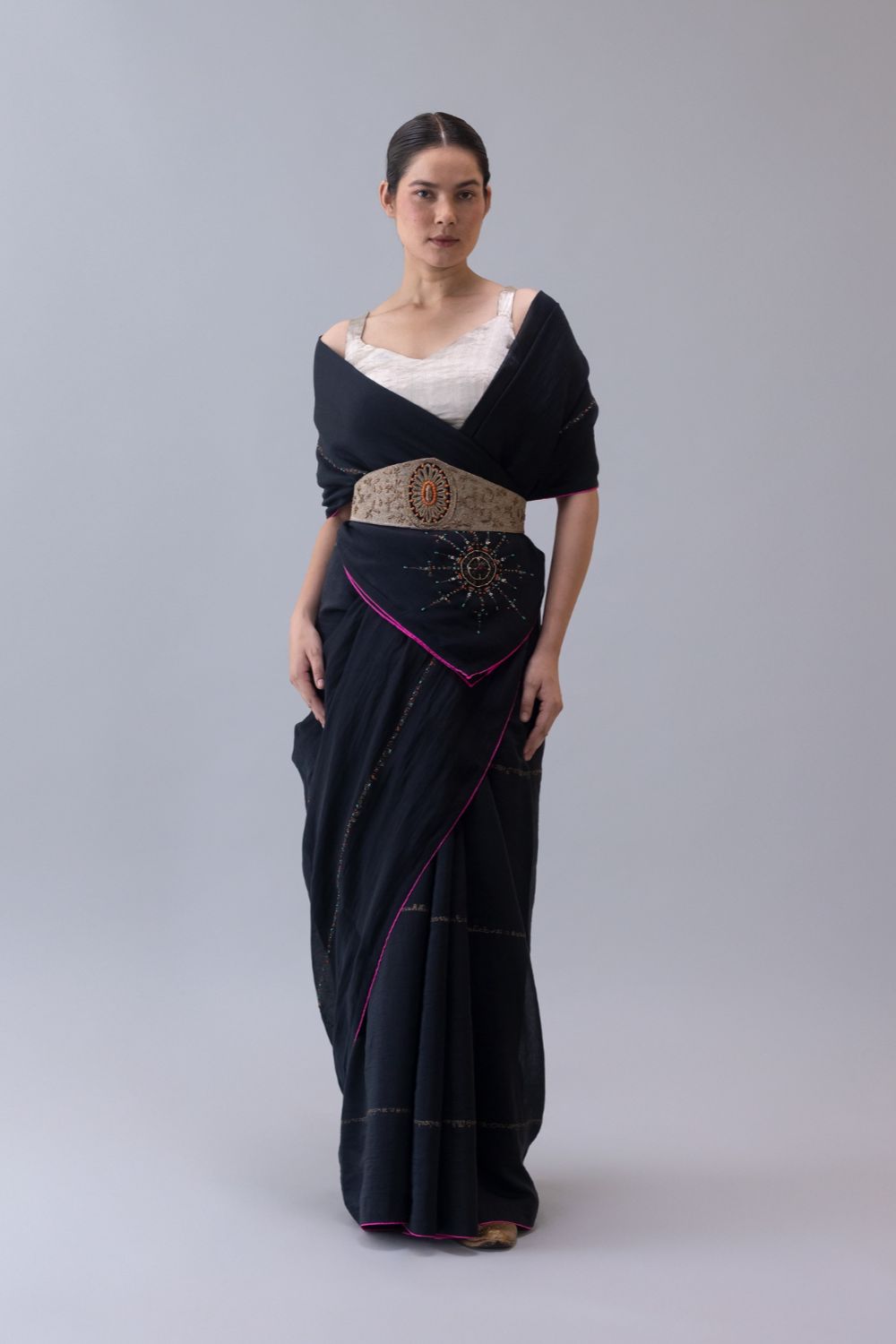Gyanak Saree-Black