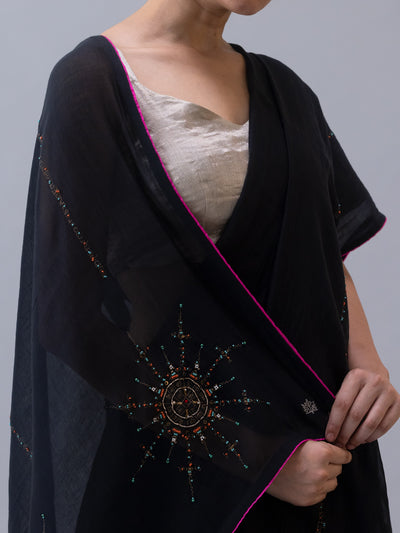 Gyanak Saree-Black