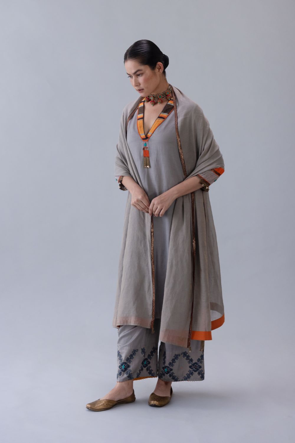Gawa Dupatta-Grey