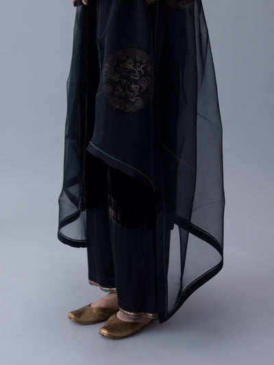 Kunzang Dupatta-Black