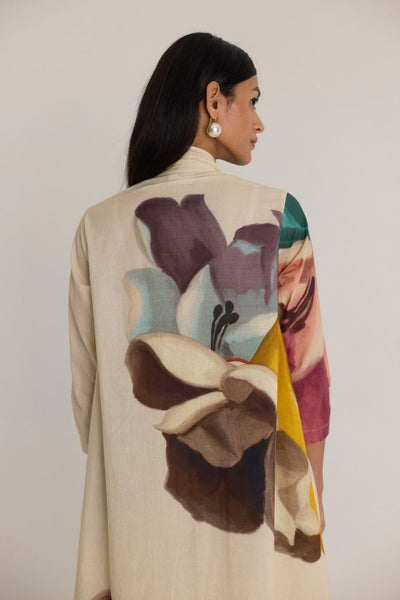 LILA LONG V NECK KURTA