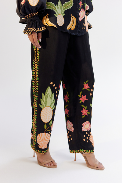 Ilia Pants - Seashell (Black)