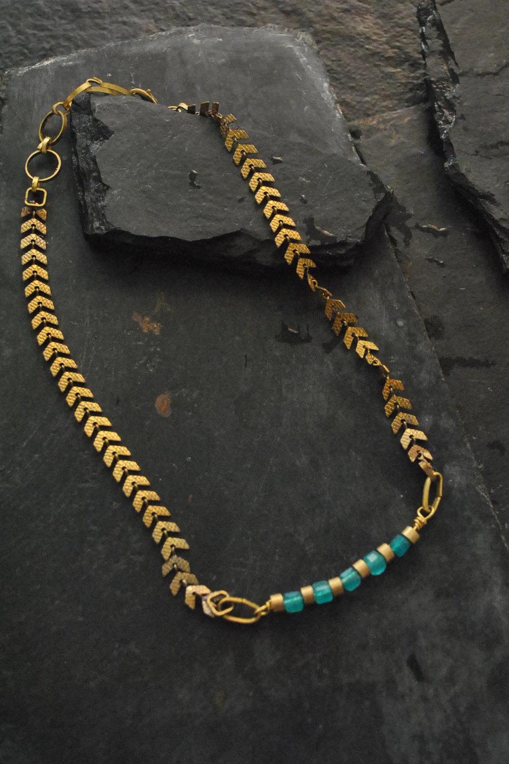 AKSO NECKPIECE
