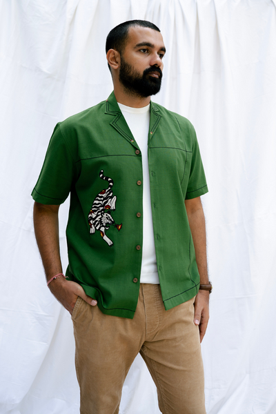 TORA APPLIQUE SHIRT