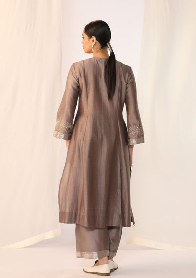 Silk chanderi kurta with french knot embroidery