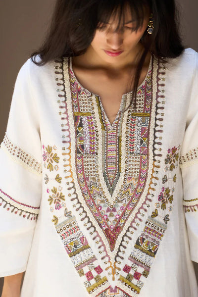 Afra Hand-Embroidered Kurta - Ivory