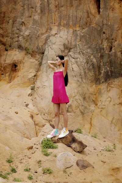 KANTI BACKLESS SHORT SLIP DRESS