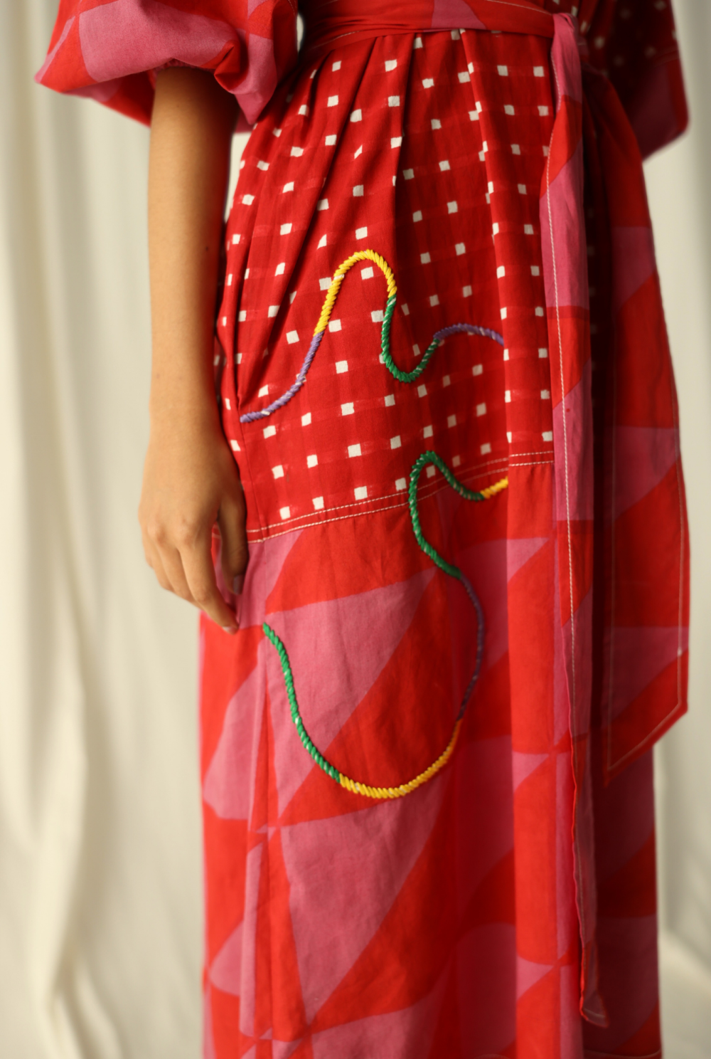 ANDRETTA EMBROIDERED PEASANT DRESS
