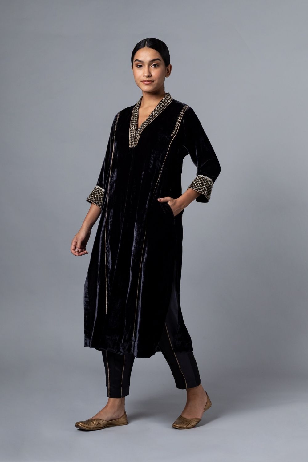 Amyra Kurta